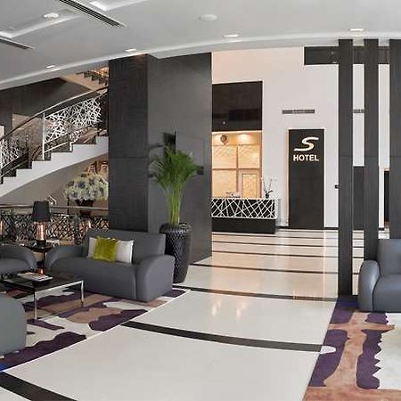 S Hotel Bahrain Sanabis Interieur foto